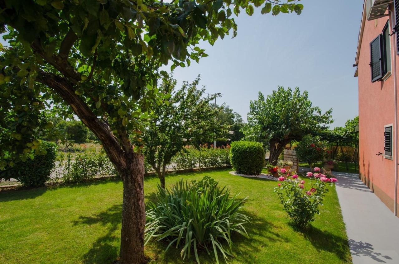 Villa Roza Умаг Экстерьер фото